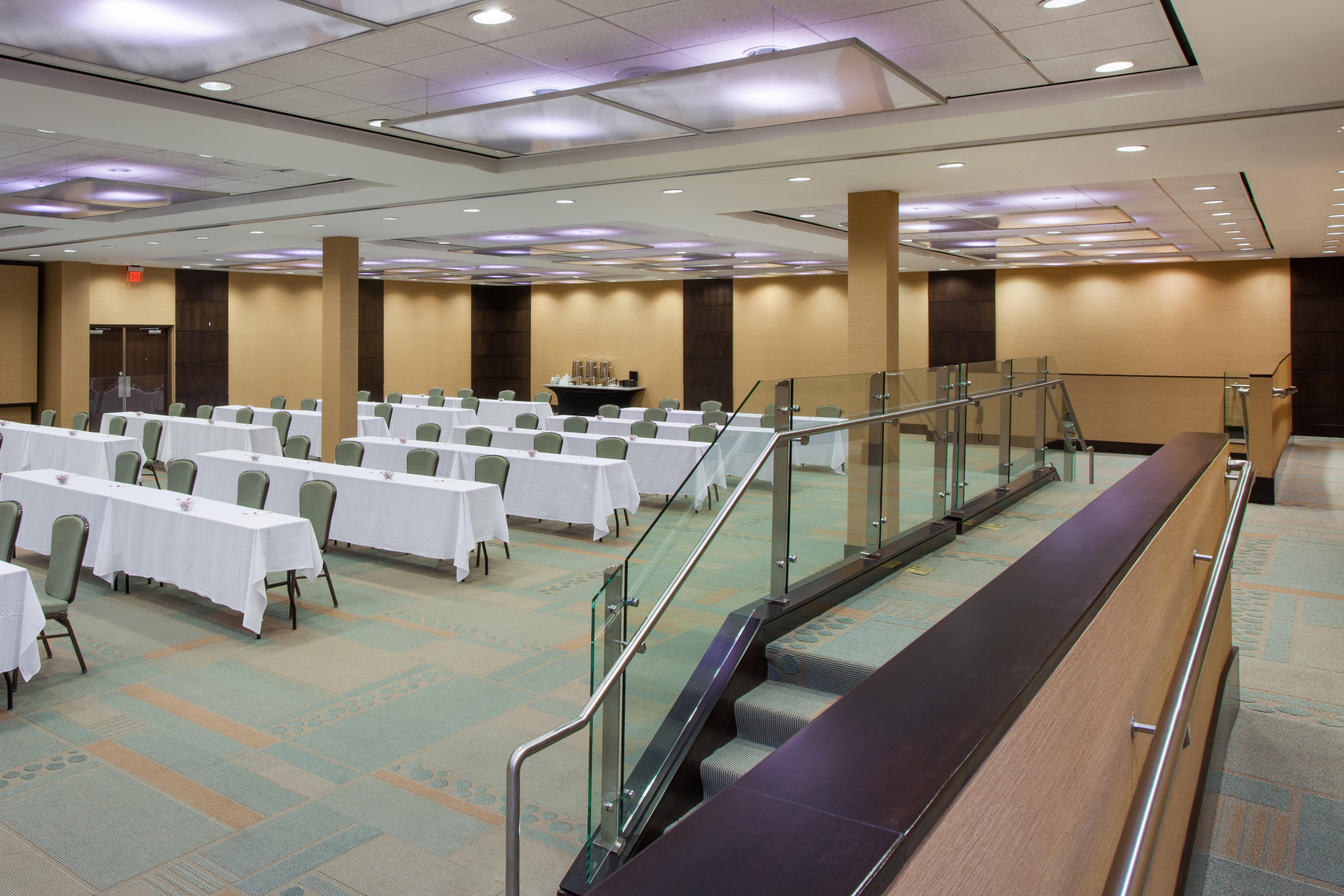 Crowne Plaza Hotel Glen Ellyn/Lombard By Ihg Ngoại thất bức ảnh