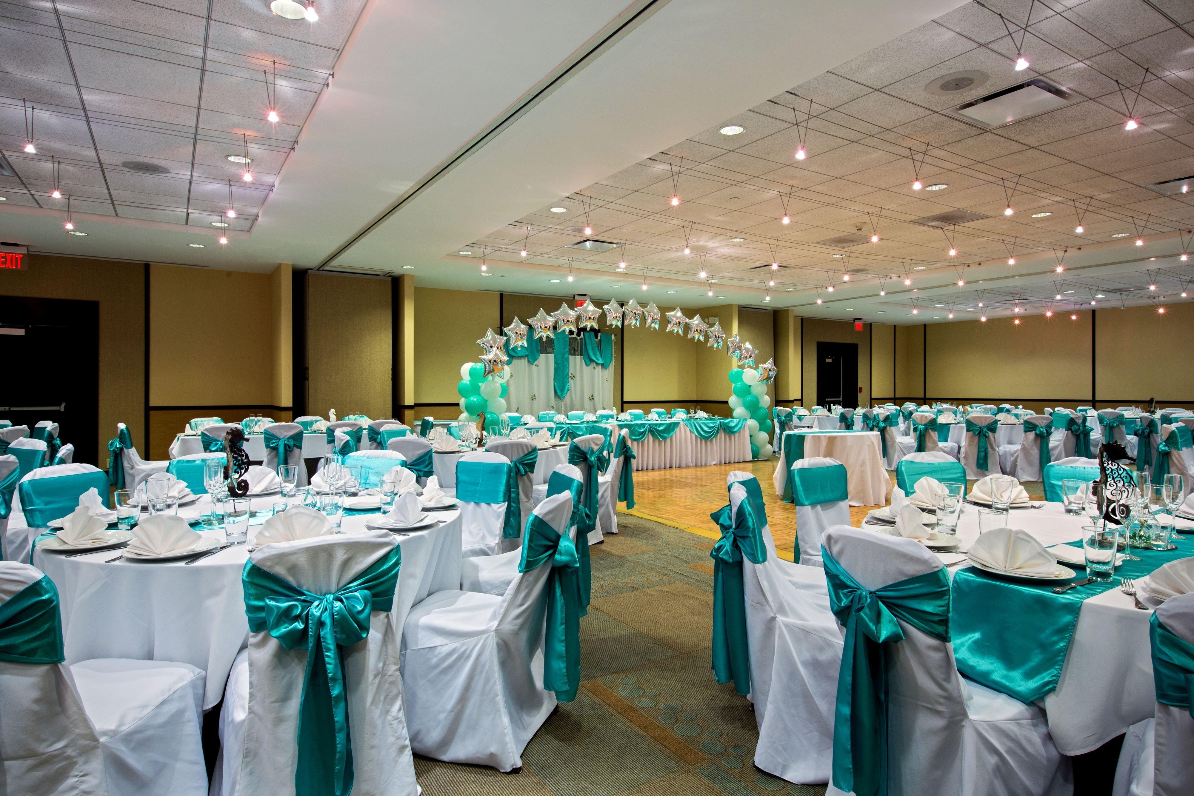Crowne Plaza Hotel Glen Ellyn/Lombard By Ihg Ngoại thất bức ảnh