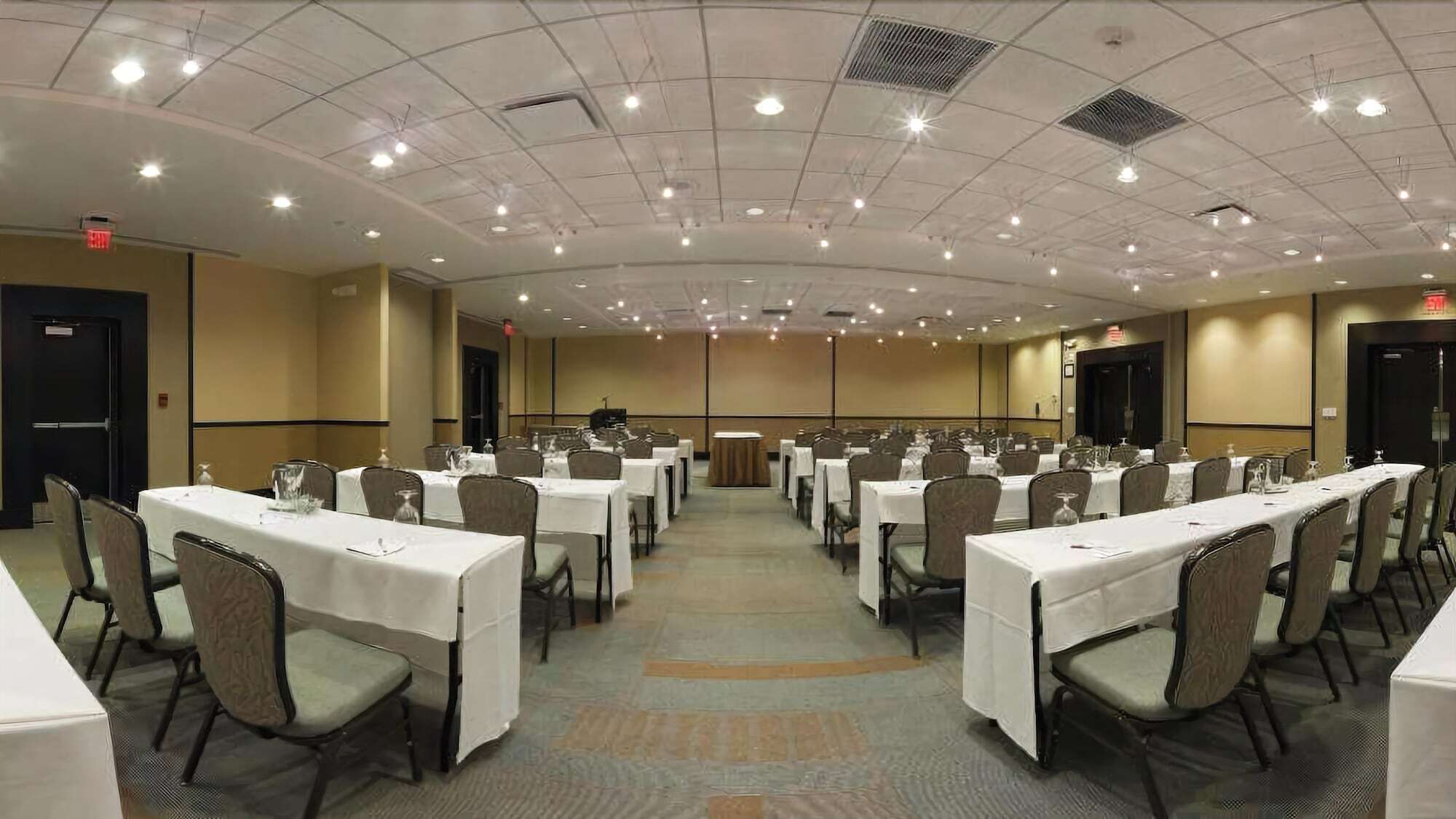 Crowne Plaza Hotel Glen Ellyn/Lombard By Ihg Ngoại thất bức ảnh